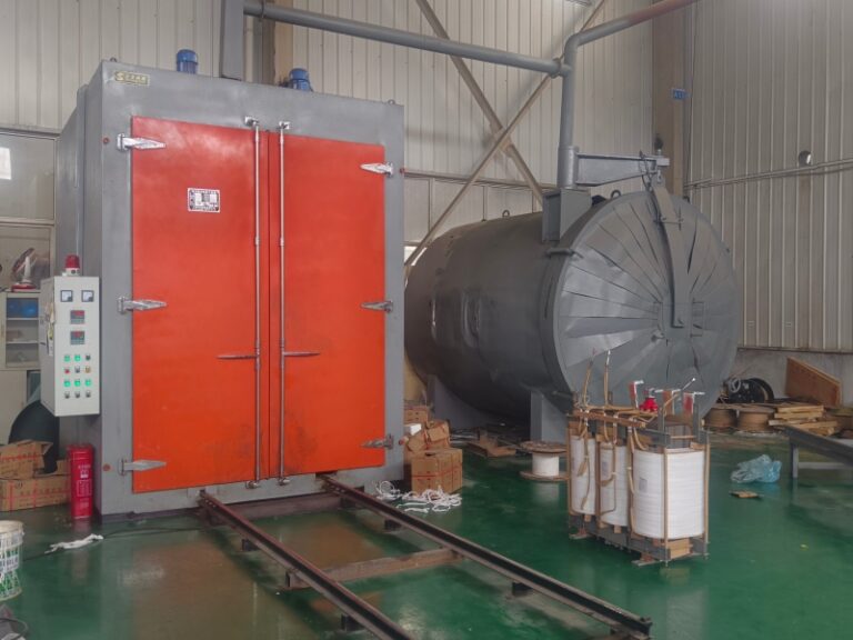 Vacuum drying equipment